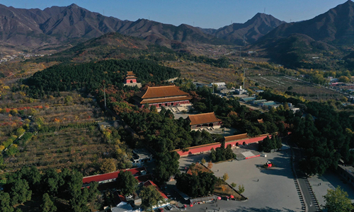 10 días Viajes a China con Niños Tumba Chang