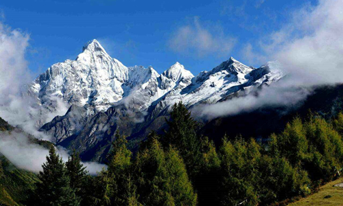 11 días Viajes de Minorías Étnicas Área Escénica de Montaña Siguniangshan