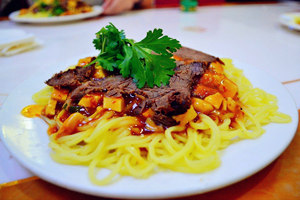 fideo amarillo de carne de burro