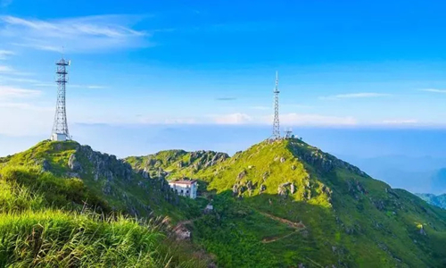 13 días Viajes del Patrimonio Mundial de China Parque Forestal Nacional de Shuanguishan