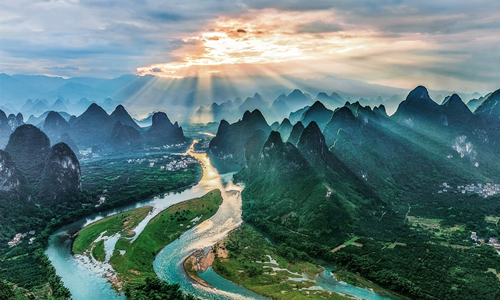 11 días Viajes de Kungfu Chino Crucero por el Río Li