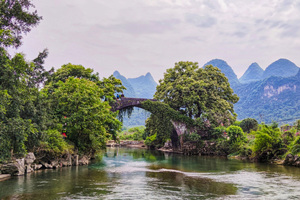 punte Yulong del Río Yulong