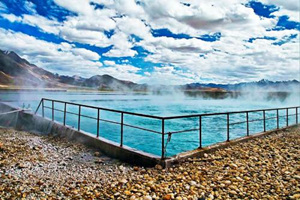 Aguas termales en la Zona Hidrotérmica de Yambajan