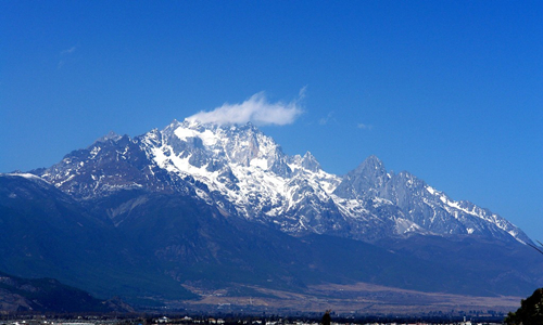 17 días Viajes del Patrimonio Mundial de China Montaña Nevada del Dragón de Jade