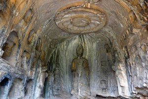 Gruta de la Flor de Loto de las Grutas de Longmen