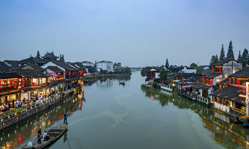 9 días Viajes Baratos a China Pueblo Antiguo Zhujiajiao