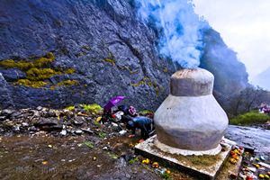 peregrinación de los visitantes de la Montaña Nevada Meili