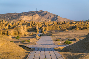 la avenida de Ruinas de Jiaohe