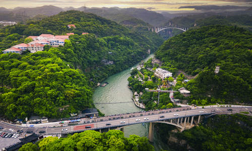 13 días Crucero por el Río Yangtsé Garganta de Xiling