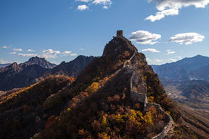 paisaje de otoño de la Gran Muralla de Simatai