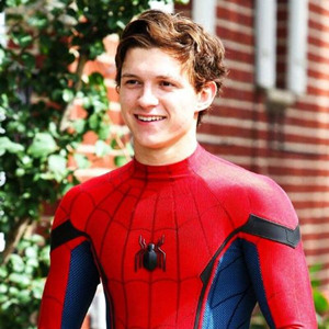 Tom Holland del 1996.jpg