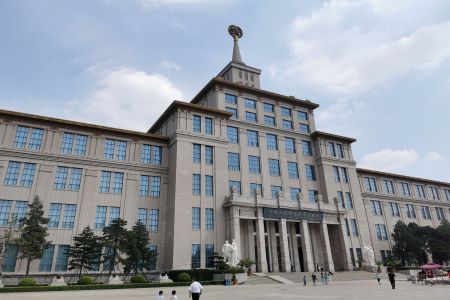 The Main Entrance，China People's Revolution Military Museum