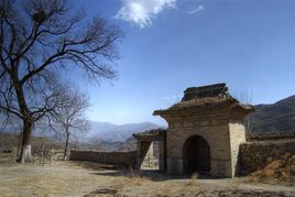 Lingquan Temple, Lingshui Village