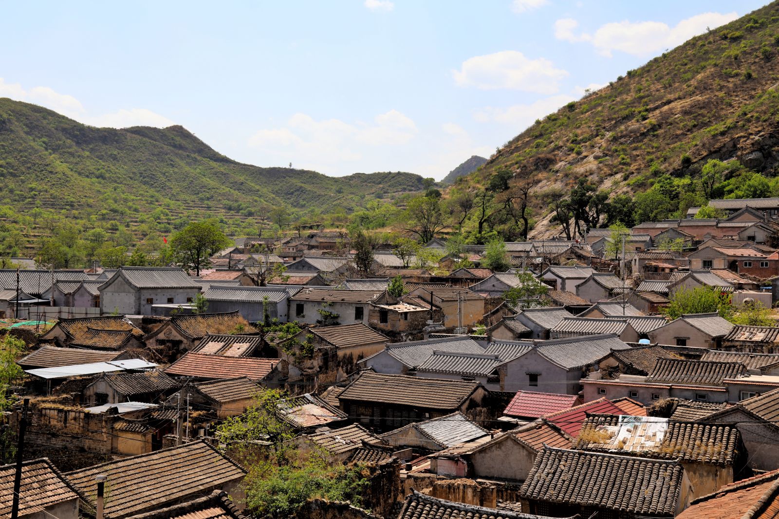 The Overall View, Lingshui Village