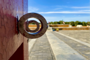 The Door of Square Water Altar, Temple of Earth