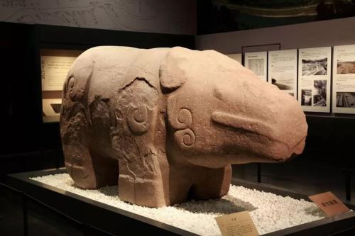 Stone Rhinoceros，Chengdu Museum