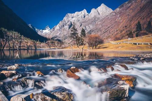 Shuangqiao Valley，Mount Siguniang