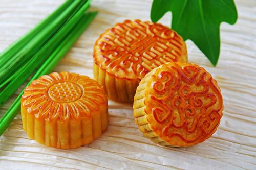 Moon Cakes，The Mid-Autumn Festival