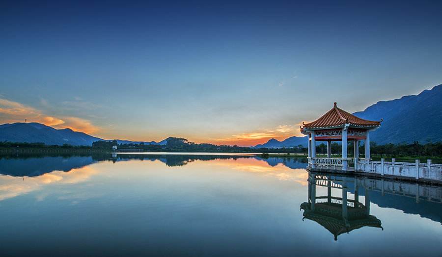 Sunset in Spring，Baishui Village