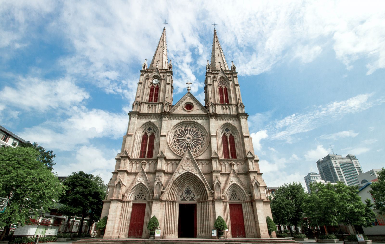 The Church of Shishi Sacred Heart of Jesus Cathedral