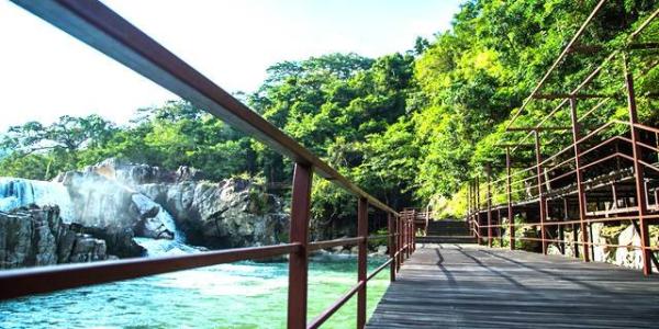 Sandao Valley，Yanoda Rainforest