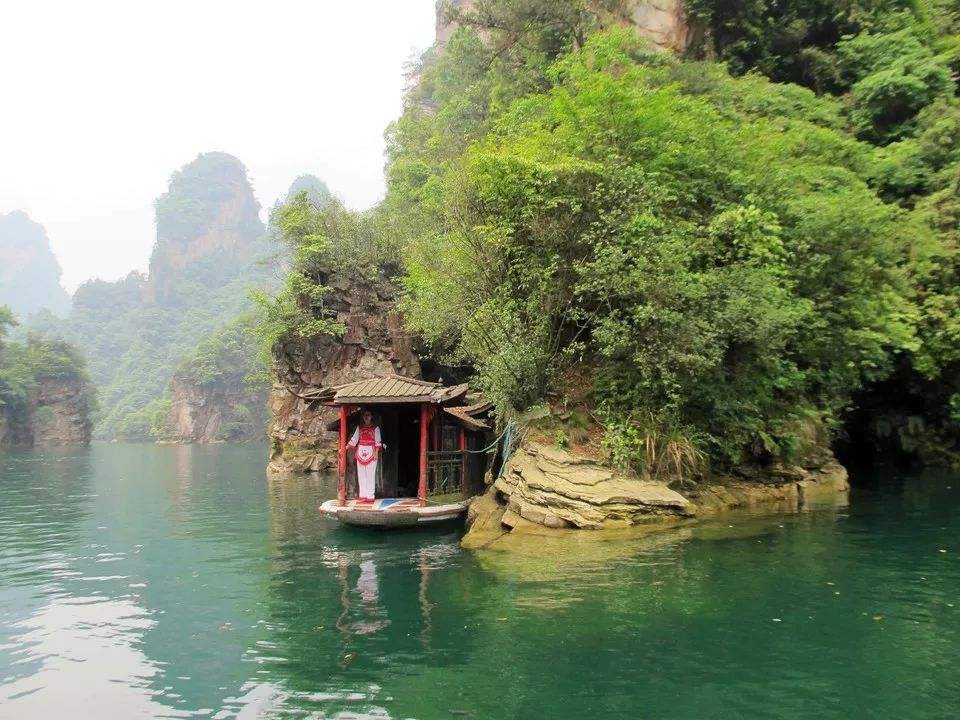 Small Village，Baofeng Lake