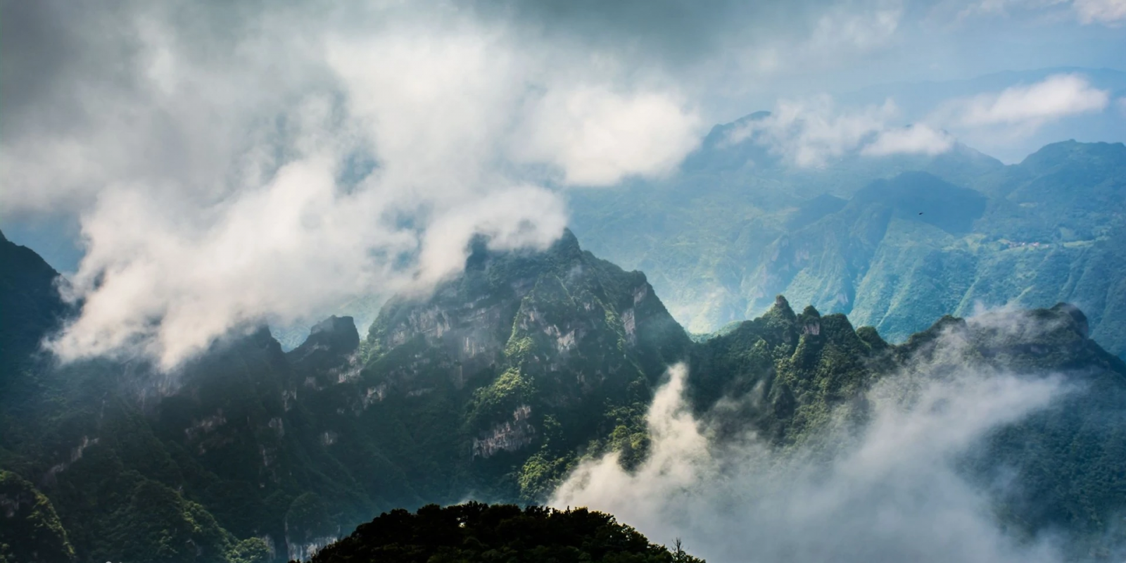 The Top of the Mountain Scenery, Tianmen Mountain