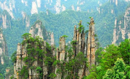 Rocky Natural Bridge，Yuanjiajie