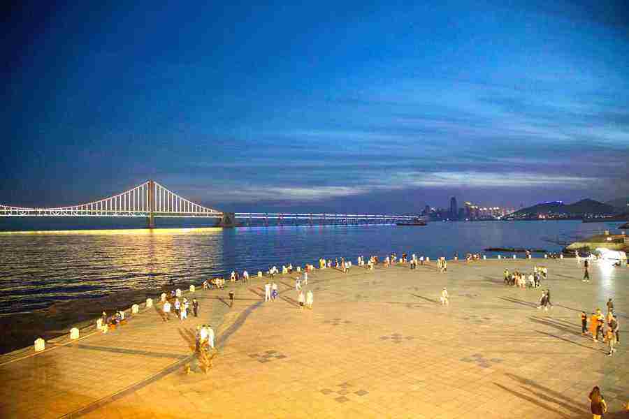 The Seaside,Xinghai Square