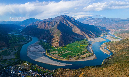 First Bend of Yangtze River