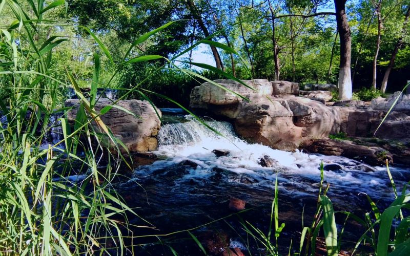 The Spring Water Flowing，Zhongnan Mountains