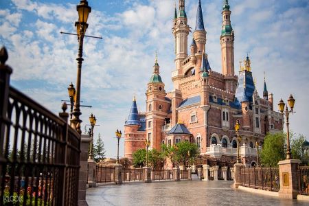 The Main Entrance,Shanghai Disneyland Park