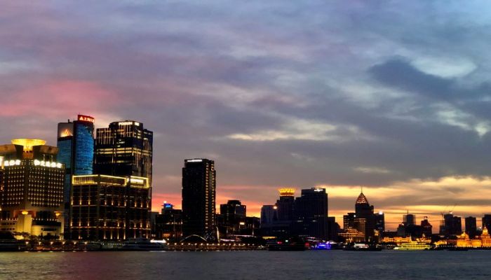 The Evening Glow，The Bund