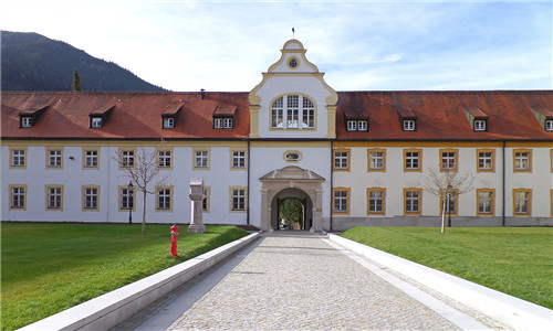 Ta’er Monastery