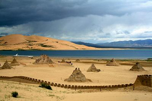 Sand Island,Qinghai Lake