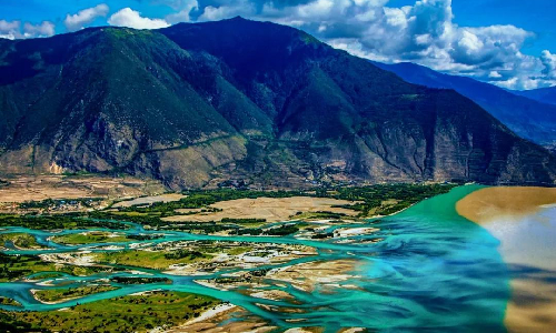 Yarlung Tsangpo River