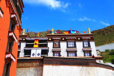 The Tashilunpo Monastery,The Tashilunpo Monastery