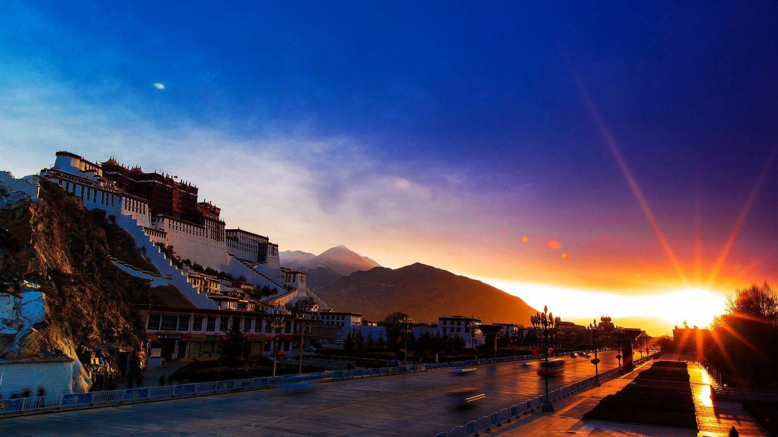 The Beautiful Sunset,The Potala Palace