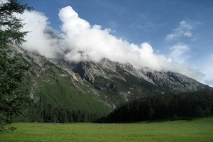 Spruce Meadow，Jade Dragon Snow Mountain