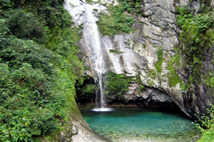 Qingbi Stream， Cangshan Mountain 