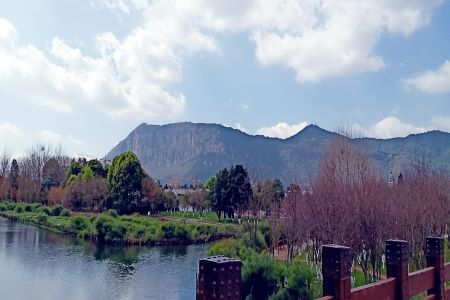 Scenery of the Village, Yunnan Nationalities Village