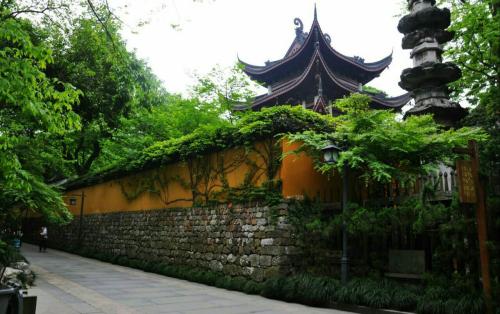 Inner of Temple，Feilai Peak