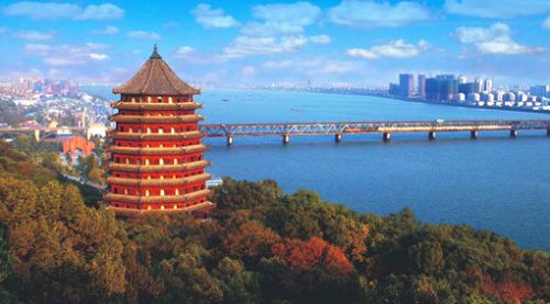 The Qiantang River,Six Harmonies Pagoda