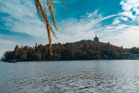 Leifeng Pagoda, Leifeng Pagoda