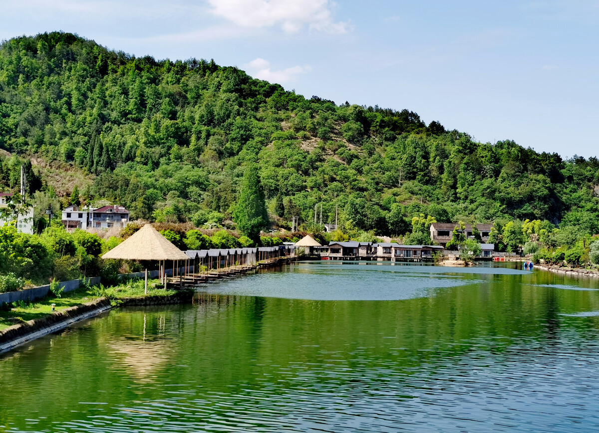 Green Lake，Tiantai Mountain