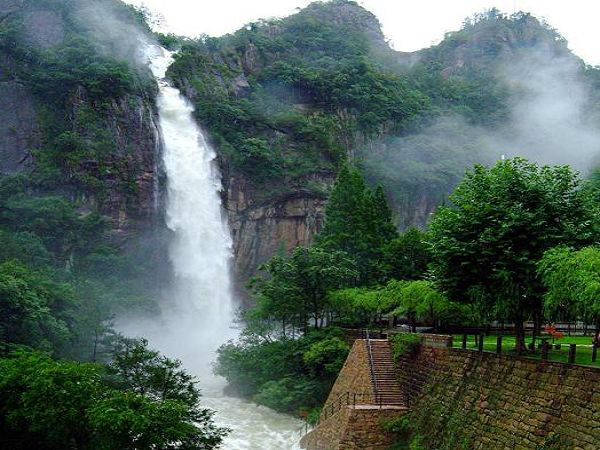 Longchuan Gorge, Tiantai Mountain