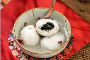 Cibo tradizionale della Festa delle Lanterne: Tangyuan