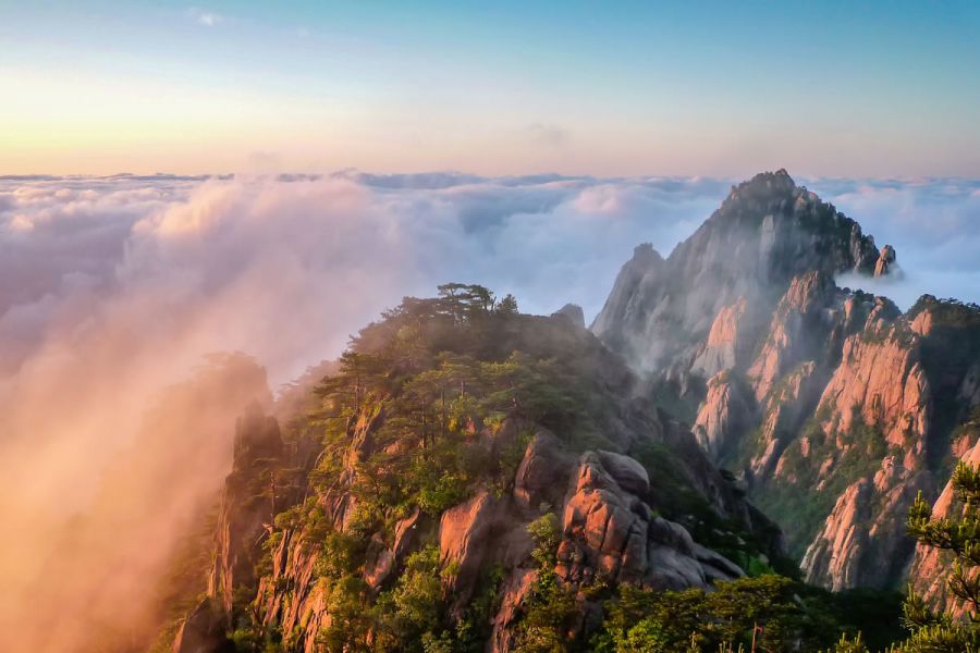Viaggio a Pechino alle Migliori Montagne Cinesi: Huangshan e Zhangjiajie
