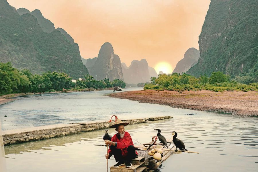 Approfondito Viaggio a Hong Kong e Guilin